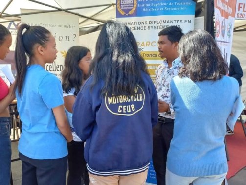 L'Institut Excellence à la Rencontre des Futurs Étudiants